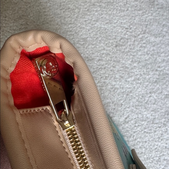 Purse with Outer Banks North Carolina - Picture 6 of 9